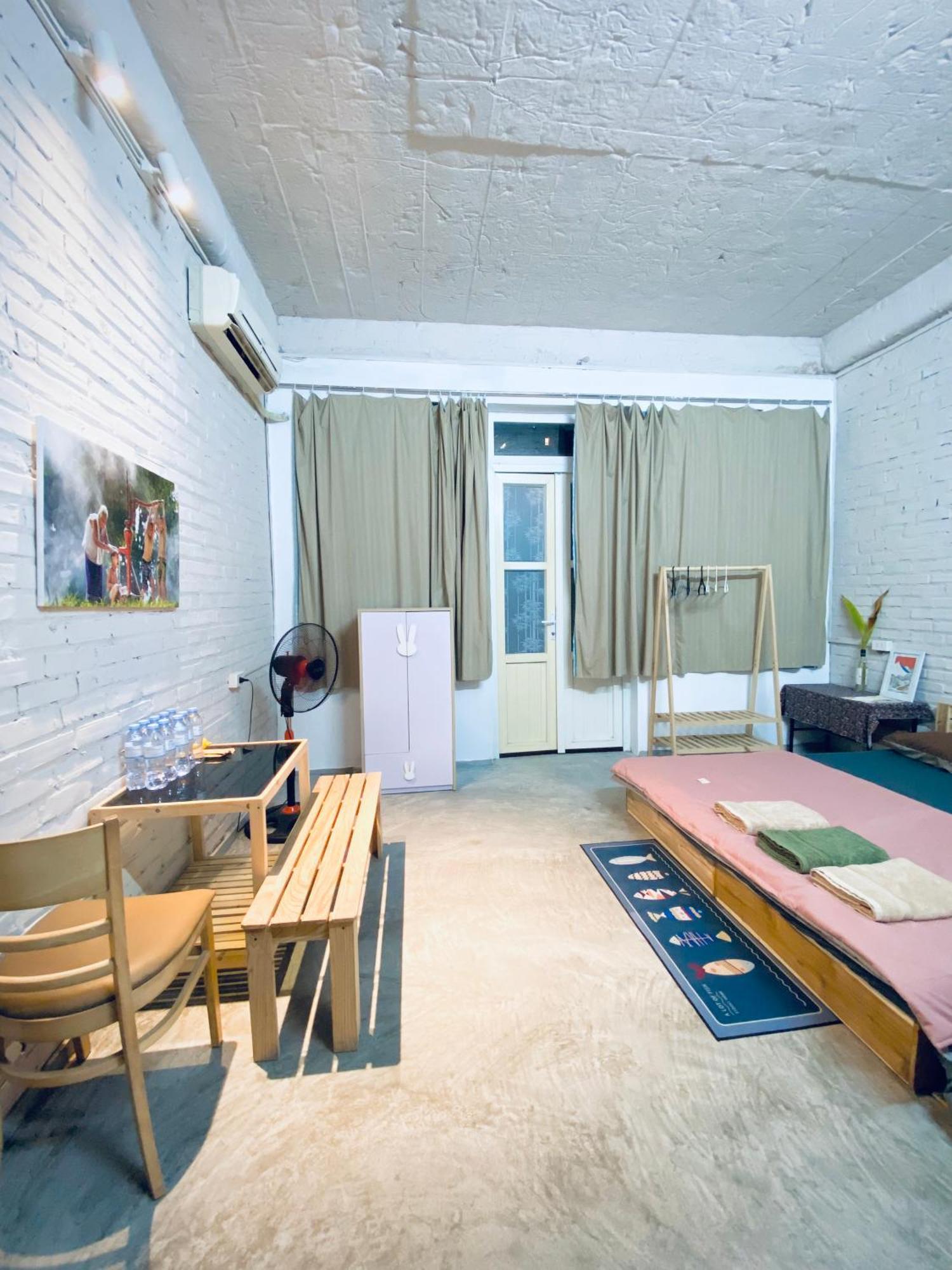 May's House Nha Cua Hanoi